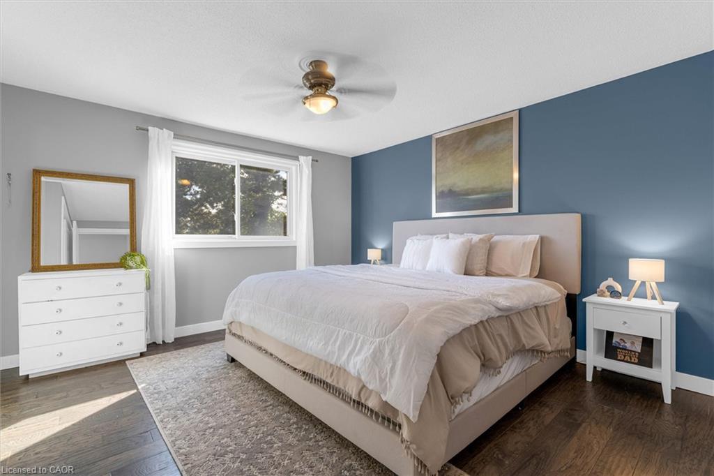 1500 Riley Avenue, Burlington, ON - Indoor Photo Showing Bedroom
