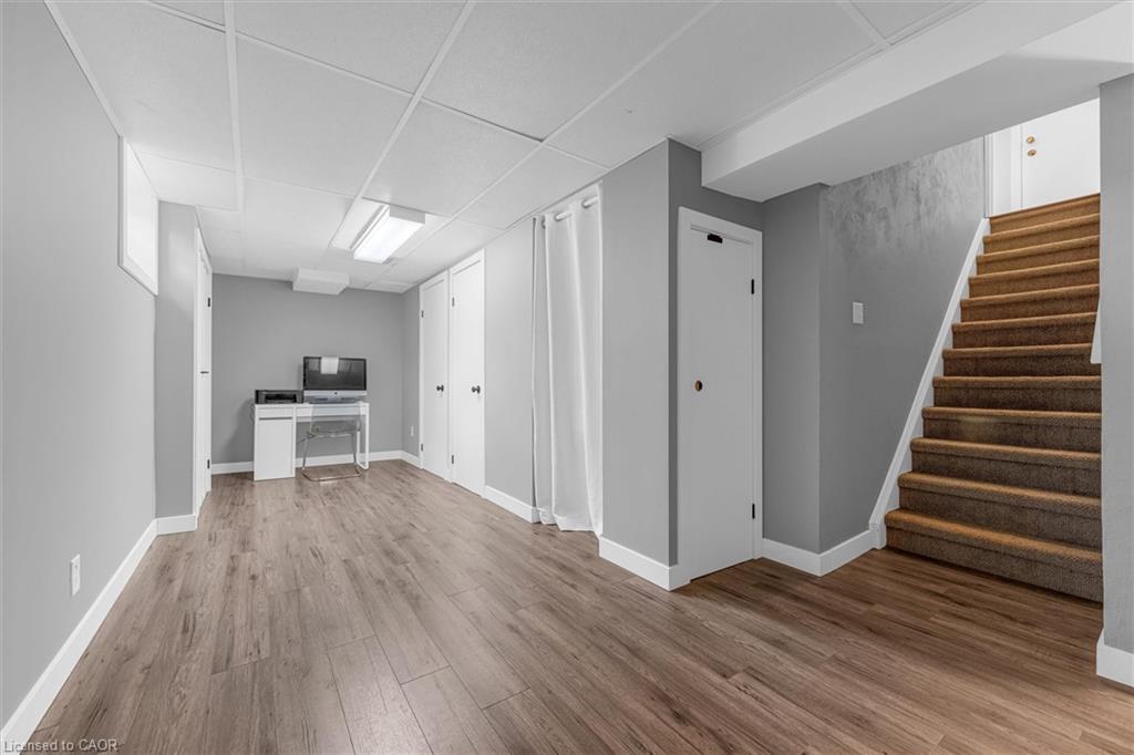 1500 Riley Avenue, Burlington, ON - Indoor Photo Showing Other Room