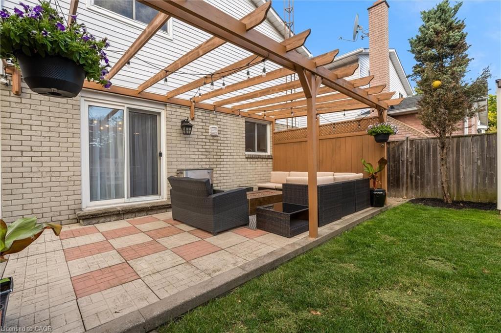 1500 Riley Avenue, Burlington, ON - Outdoor With Deck Patio Veranda With Exterior