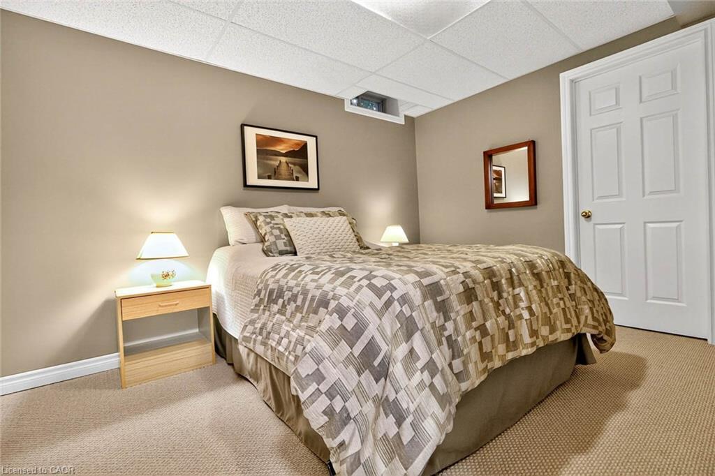 282 Centennial Forest Drive, Milton, ON - Indoor Photo Showing Bedroom