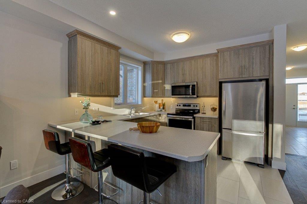 2274 Southport Crescent, London, ON - Indoor Photo Showing Kitchen