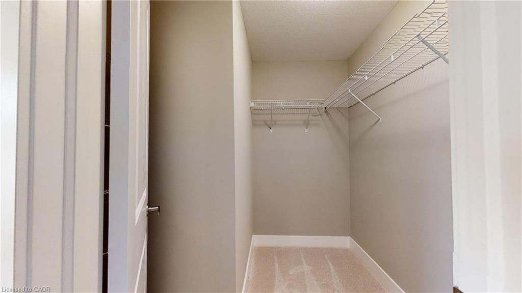 2278 Southport Crescent, London, ON - Indoor With Storage