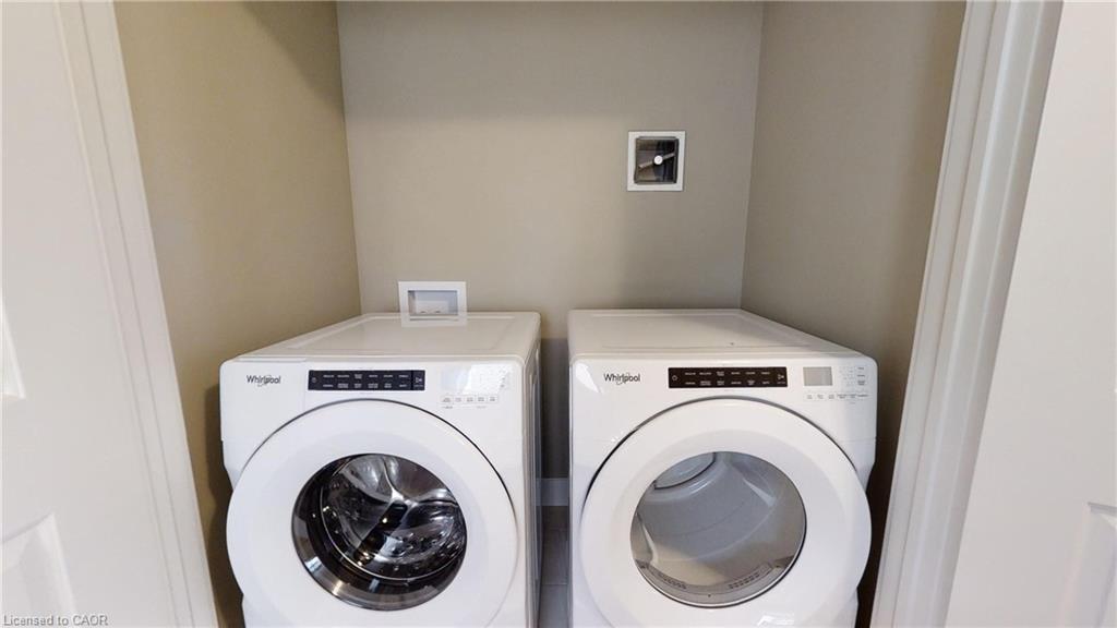 2278 Southport Crescent, London, ON - Indoor Photo Showing Laundry Room