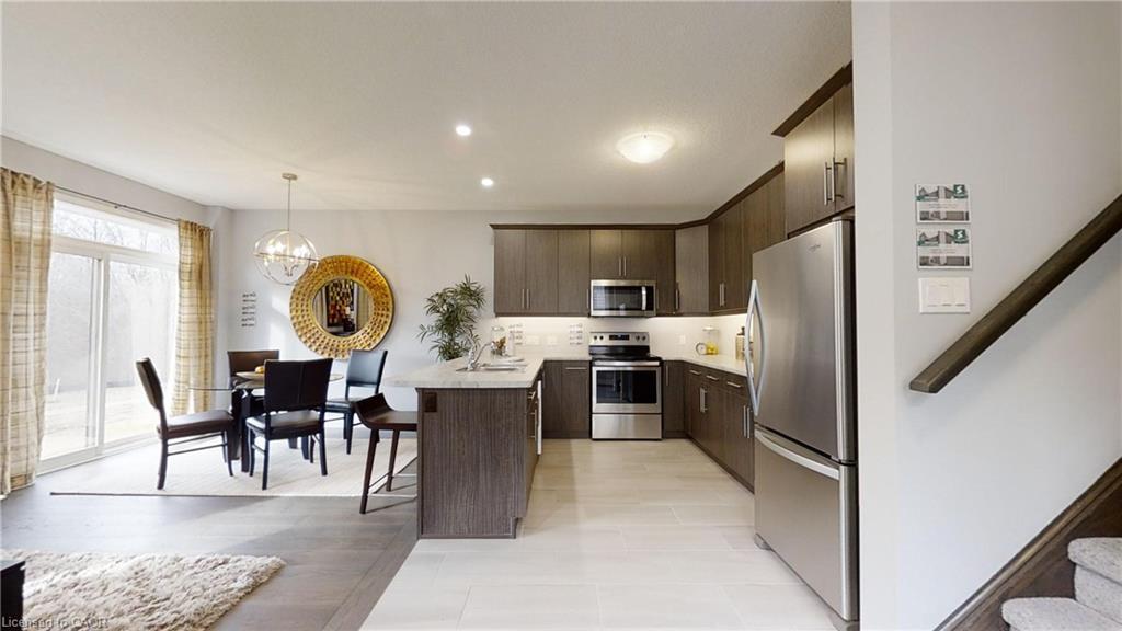 2024 Evans Boulevard, London, ON - Indoor Photo Showing Kitchen