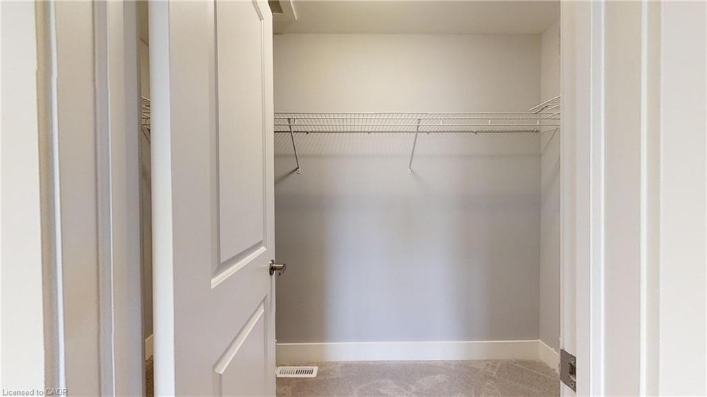 2024 Evans Boulevard, London, ON - Indoor Photo Showing Other Room