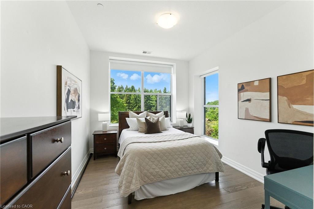 207-1880 Gordon Street, Guelph, ON - Indoor Photo Showing Bedroom