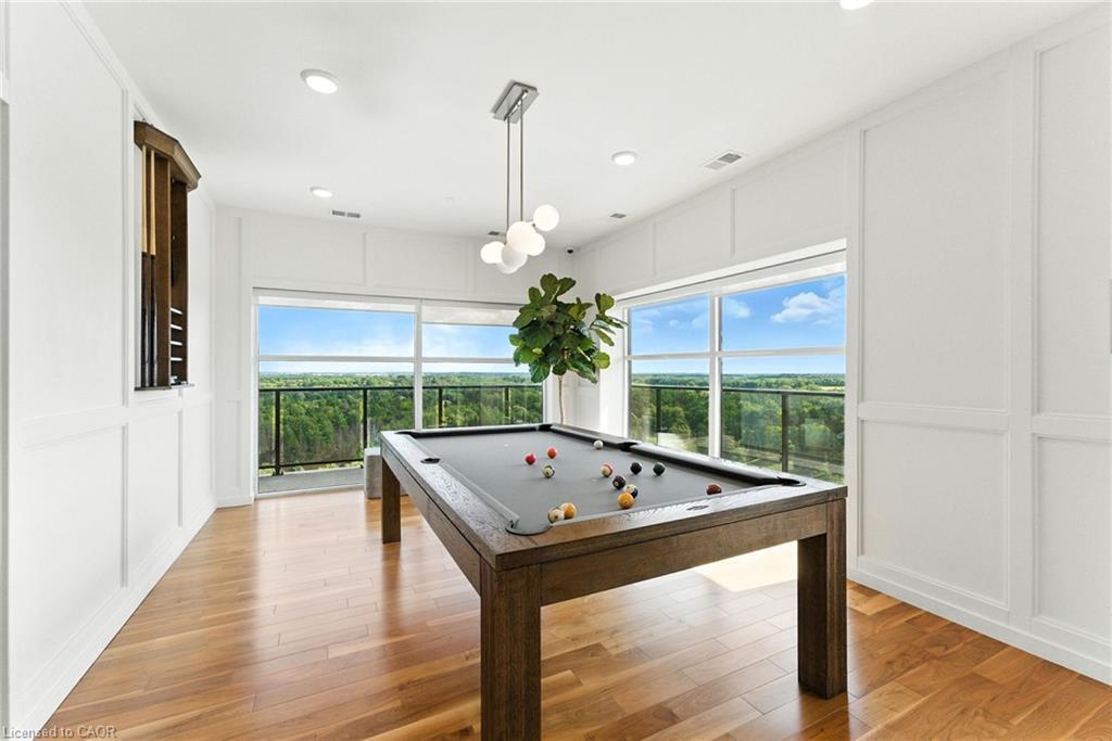 207-1880 Gordon Street, Guelph, ON - Indoor Photo Showing Other Room