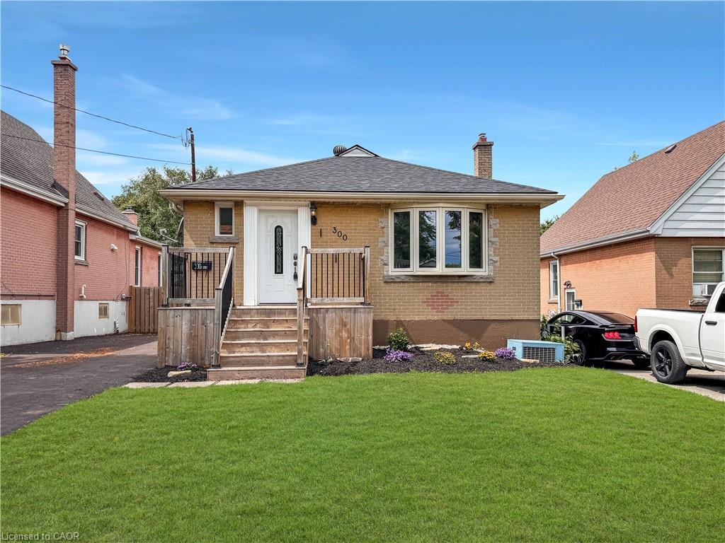 300 East 32Nd Street, Hamilton, ON - Outdoor