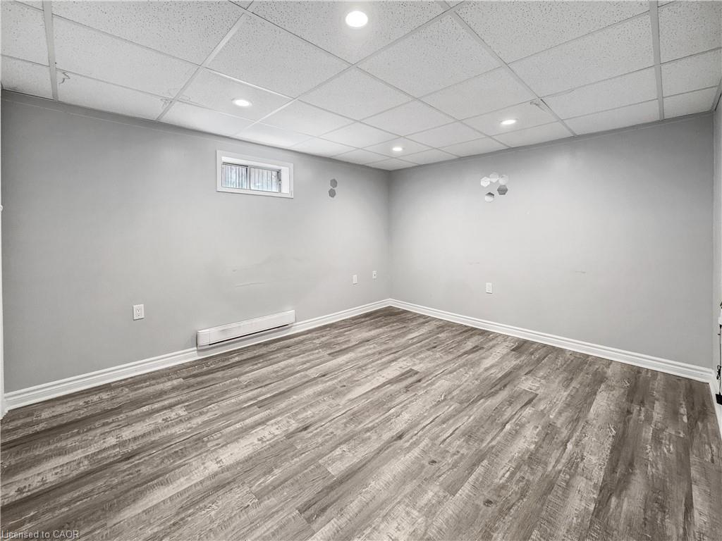 300 East 32Nd Street, Hamilton, ON - Indoor