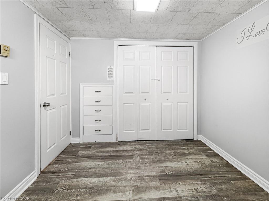 300 East 32Nd Street, Hamilton, ON - Indoor Photo Showing Other Room