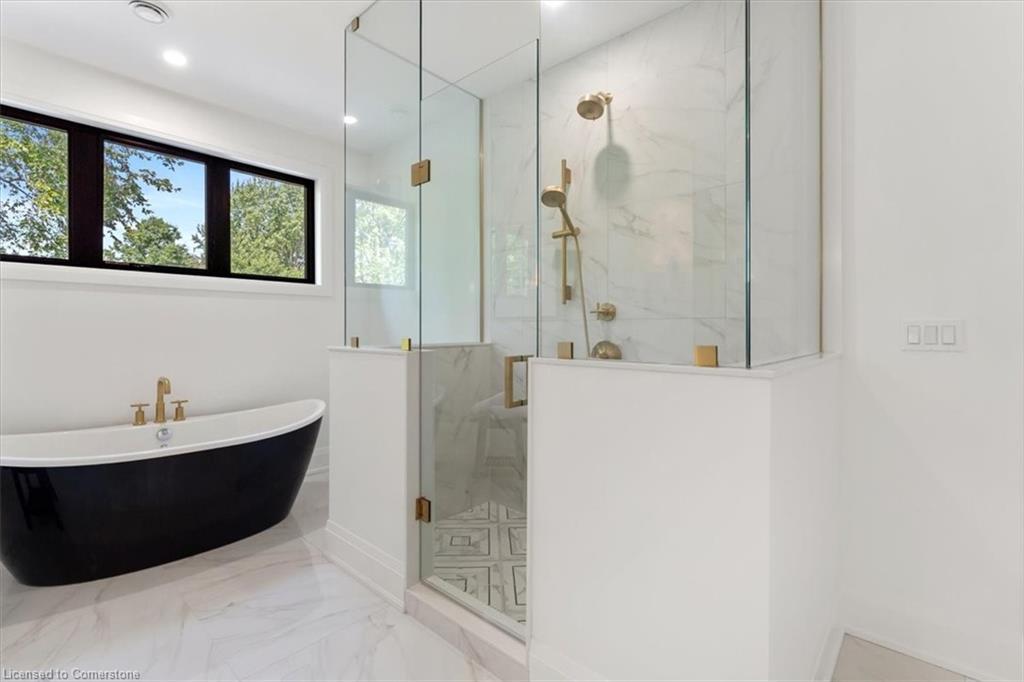 81 Doans Ridge Road, Welland, ON - Indoor Photo Showing Bathroom