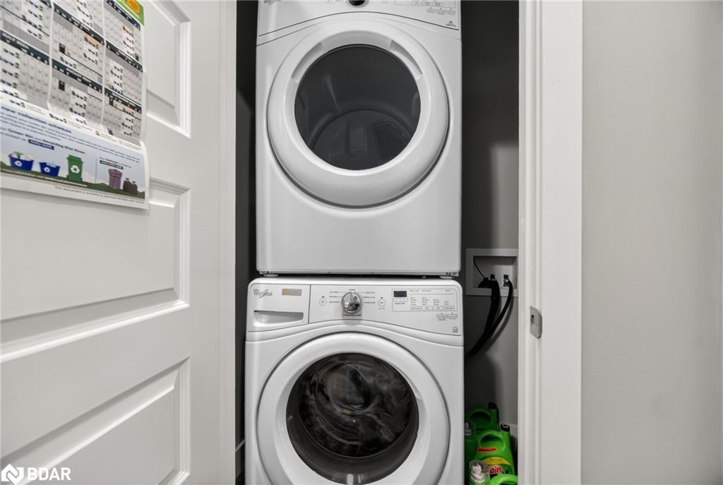 364 Beachwood Avenue, London, ON - Indoor Photo Showing Laundry Room