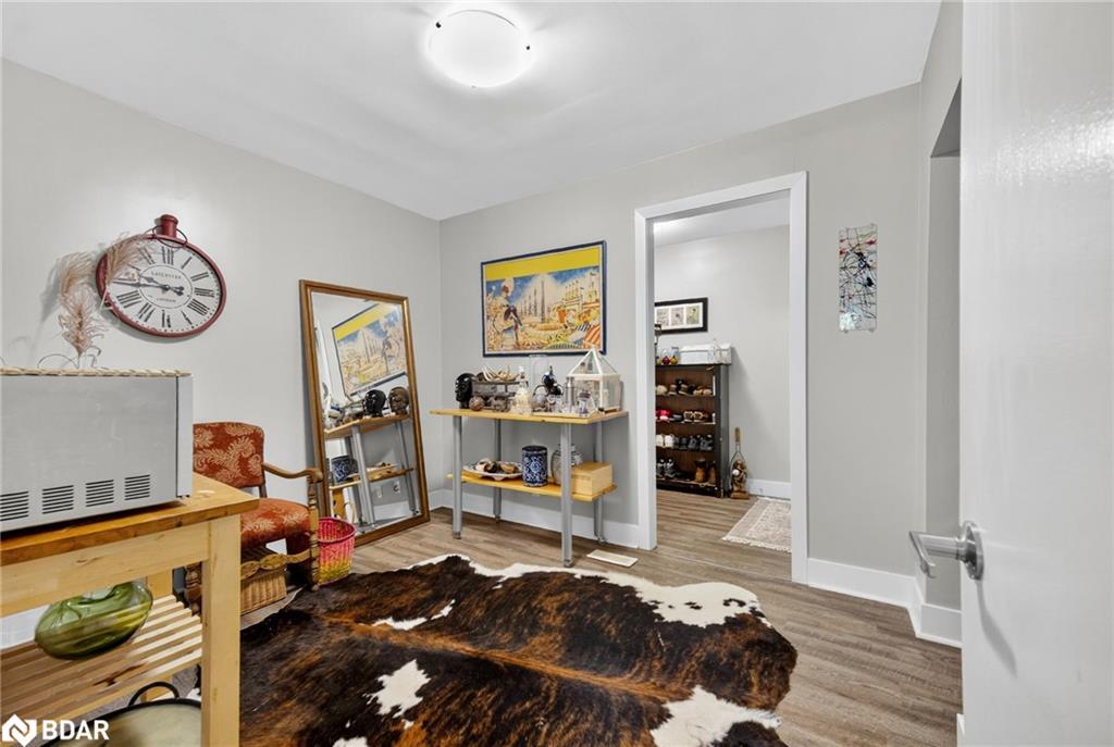 364 Beachwood Avenue, London, ON - Indoor Photo Showing Living Room