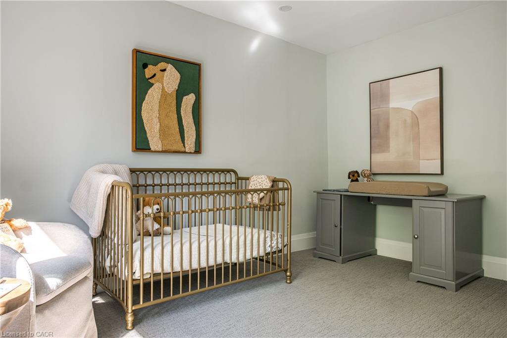 3 Oakwood Place, Hamilton, ON - Indoor Photo Showing Bedroom