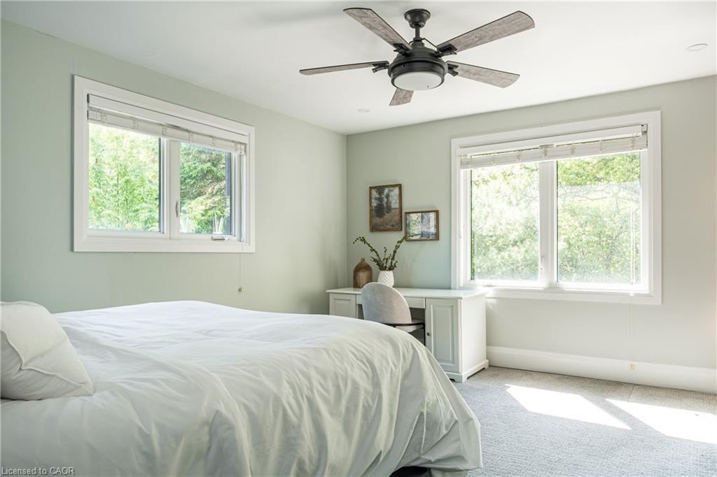 3 Oakwood Place, Hamilton, ON - Indoor Photo Showing Bedroom