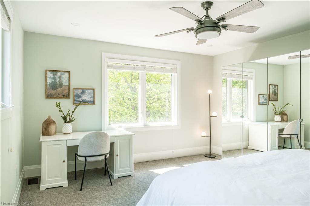 3 Oakwood Place, Hamilton, ON - Indoor Photo Showing Other Room