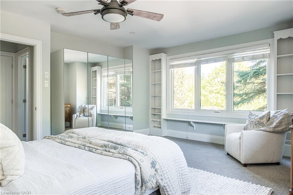 3 Oakwood Place, Hamilton, ON - Indoor Photo Showing Bedroom