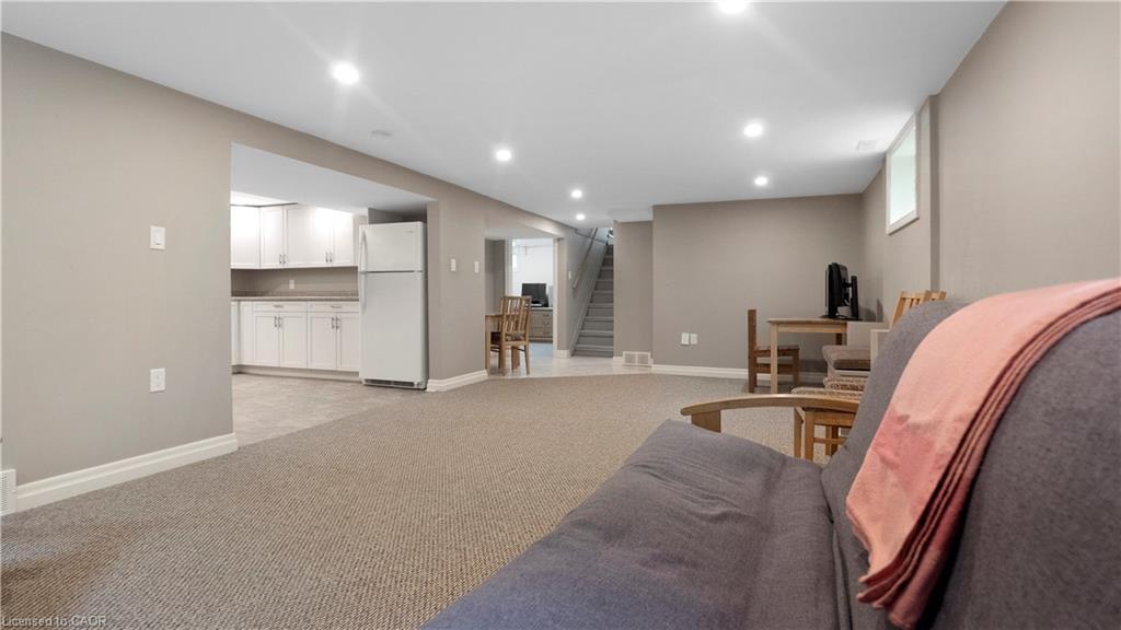 1 Caroline Street, St. Catharines, ON - Indoor