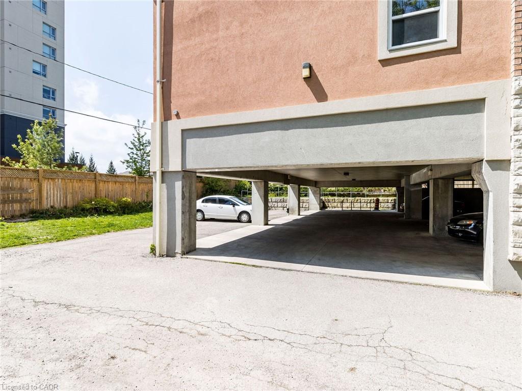 301-261 Lester Street, Waterloo, ON - Outdoor