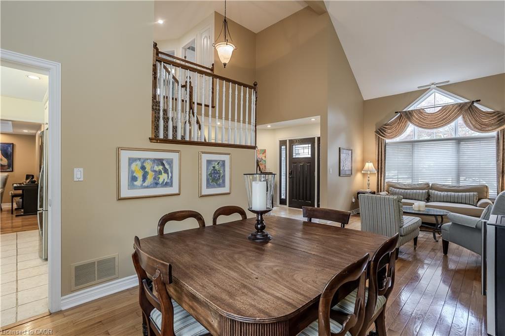 56 Farris Avenue, St. Catharines, ON - Indoor Photo Showing Dining Room
