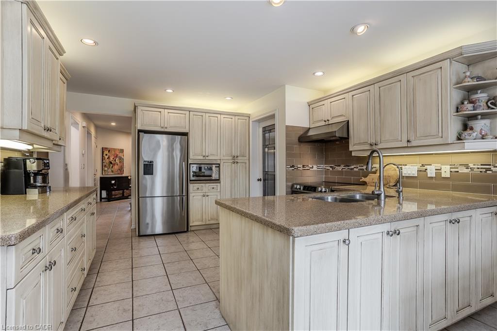 56 Farris Avenue, St. Catharines, ON - Indoor Photo Showing Kitchen With Stainless Steel Kitchen With Double Sink