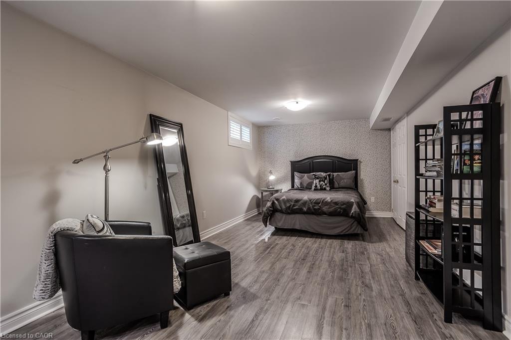 56 Farris Avenue, St. Catharines, ON - Indoor Photo Showing Bedroom