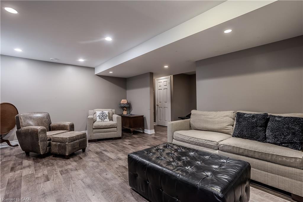 56 Farris Avenue, St. Catharines, ON - Indoor