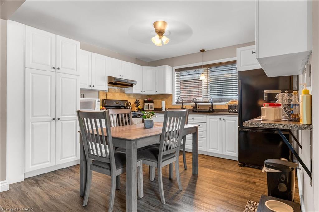 331 East 42Nd Street, Hamilton, ON - Indoor Photo Showing Dining Room