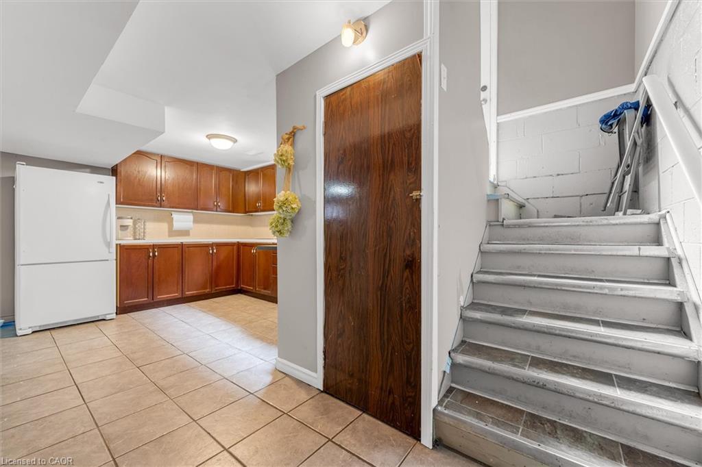 331 East 42Nd Street, Hamilton, ON - Indoor