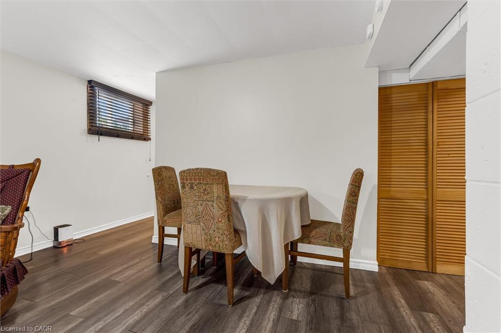 331 East 42Nd Street, Hamilton, ON - Indoor Photo Showing Dining Room