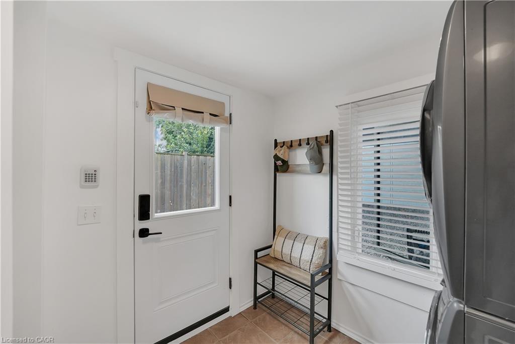 1 Waverley Road, St. Catharines, ON - Indoor Photo Showing Other Room