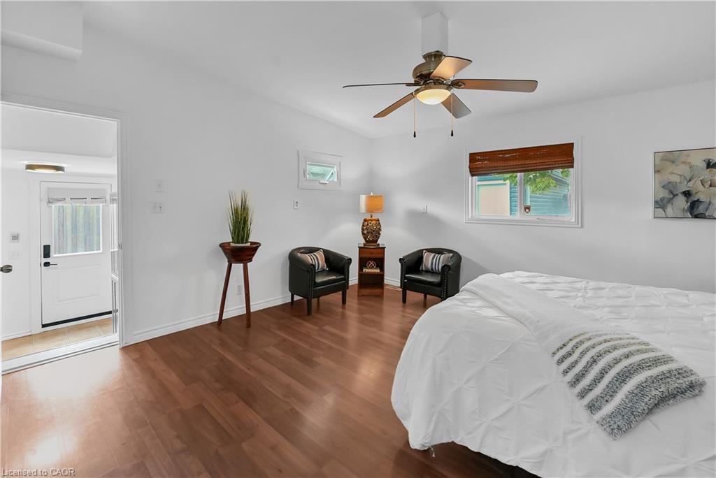 1 Waverley Road, St. Catharines, ON - Indoor Photo Showing Bedroom