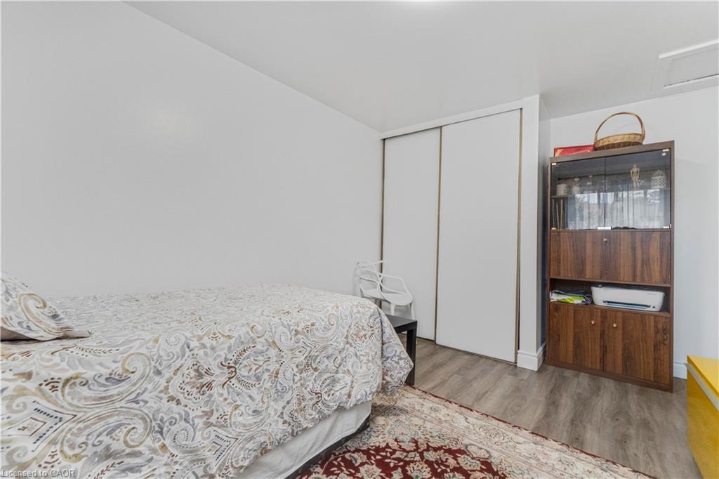 539 Parkview Crescent, Cambridge, ON - Indoor Photo Showing Bedroom