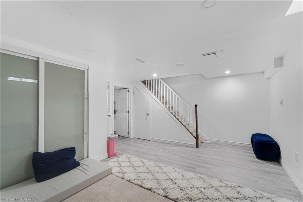 539 Parkview Crescent, Cambridge, ON - Indoor Photo Showing Other Room