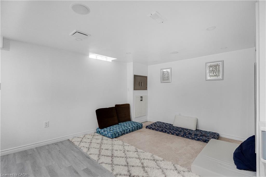 539 Parkview Crescent, Cambridge, ON - Indoor Photo Showing Bedroom