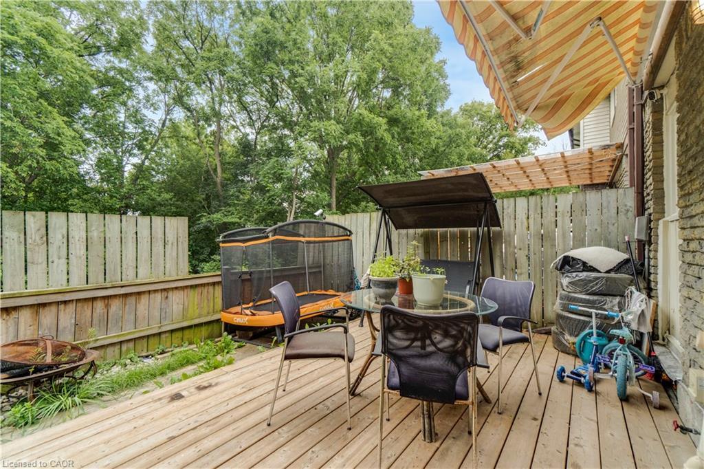 539 Parkview Crescent, Cambridge, ON - Outdoor With Deck Patio Veranda With Exterior