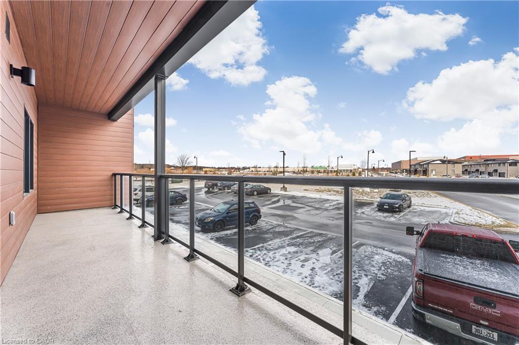 114-118 Summersides Boulevard, Fonthill, ON - Outdoor