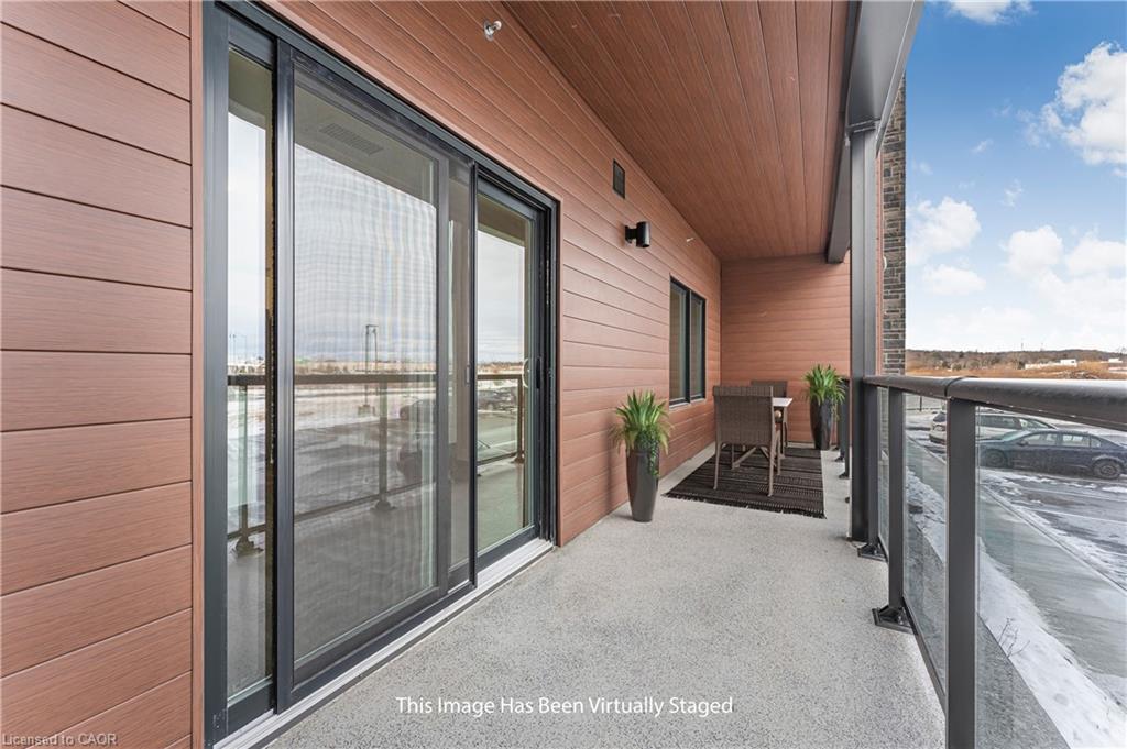 114-118 Summersides Boulevard, Fonthill, ON - Outdoor With Exterior