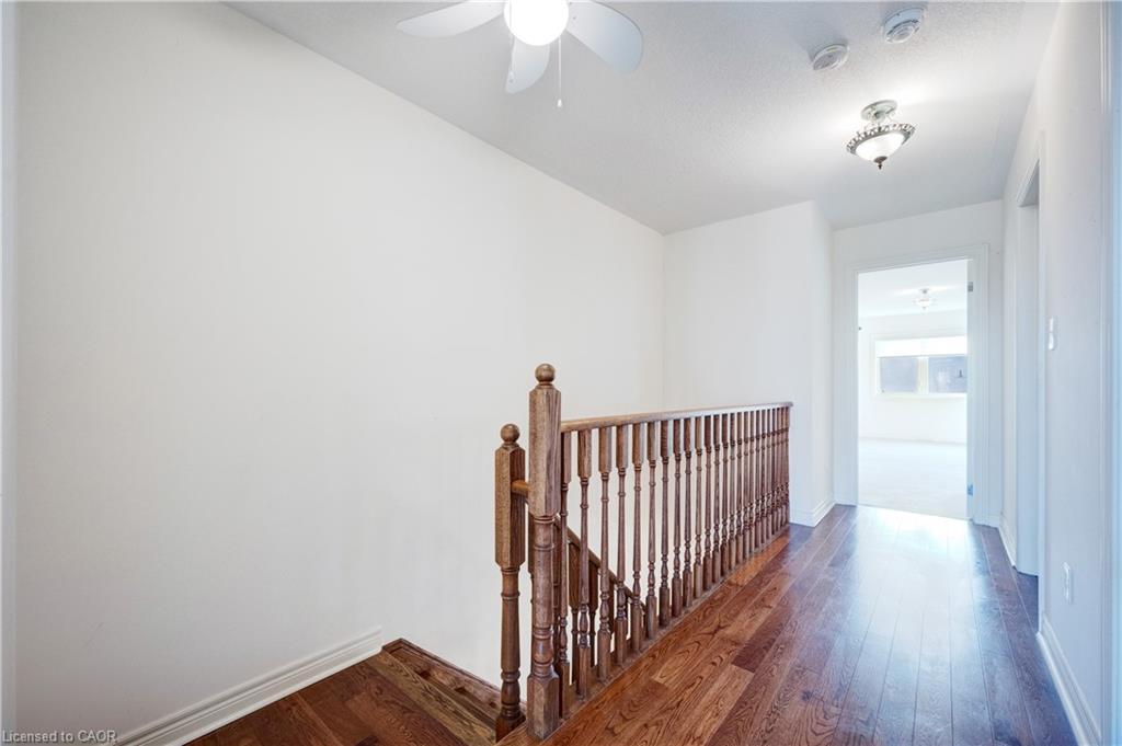 489 Downes Jackson Heights, Milton, ON - Indoor Photo Showing Other Room