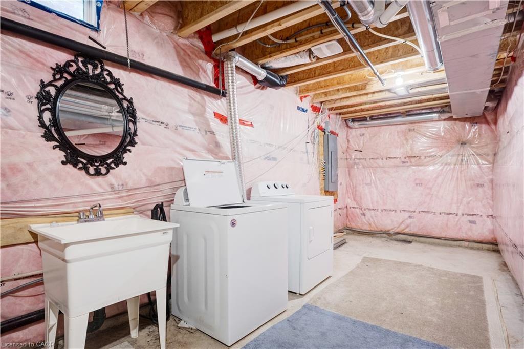 489 Downes Jackson Heights, Milton, ON - Indoor Photo Showing Laundry Room