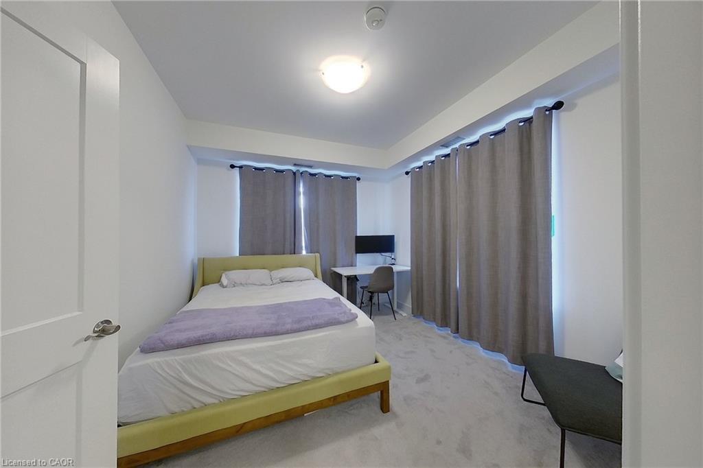 403-251 Northfield Drive E, Waterloo, ON - Indoor Photo Showing Bedroom