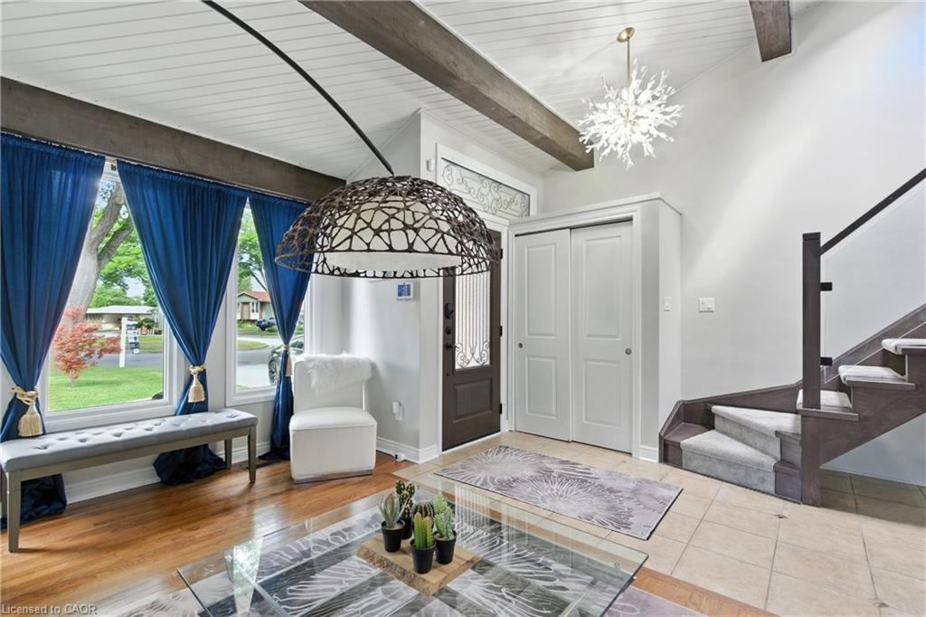 7078 Rosseau Place, Niagara Falls, ON - Indoor Photo Showing Other Room