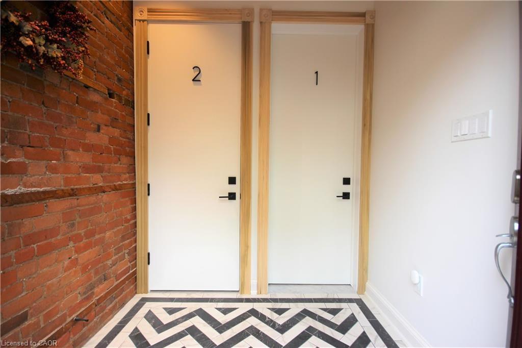 1-143 Grant Avenue, Hamilton, ON - Indoor Photo Showing Other Room