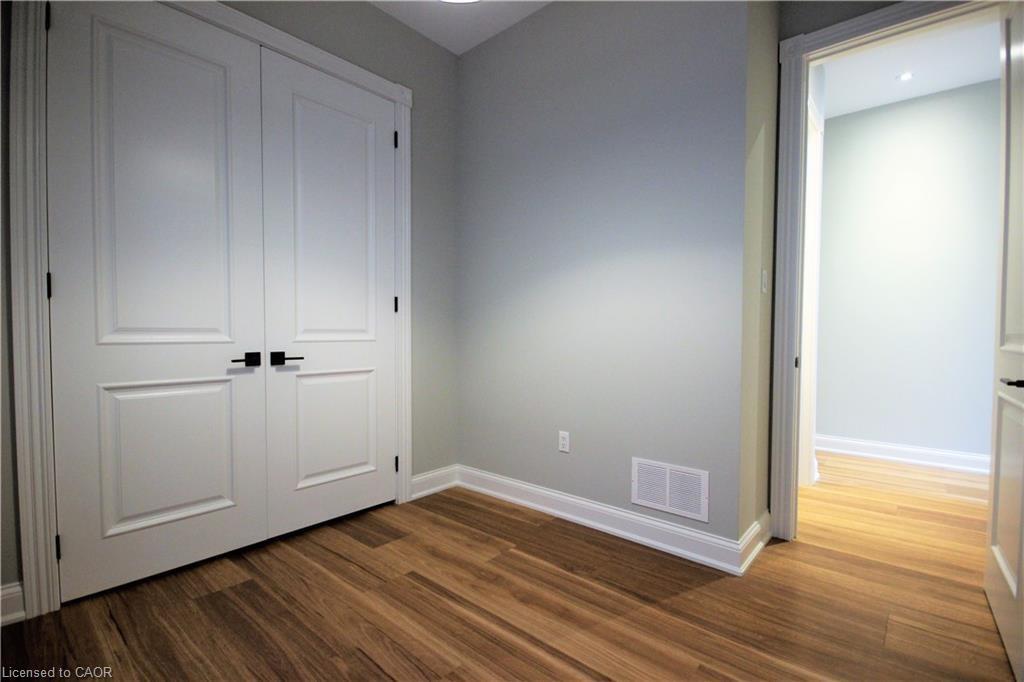 1-143 Grant Avenue, Hamilton, ON - Indoor Photo Showing Other Room