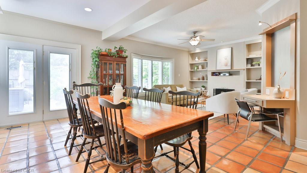 5570 Mcfarren Boulevard, Mississauga, ON - Indoor Photo Showing Dining Room