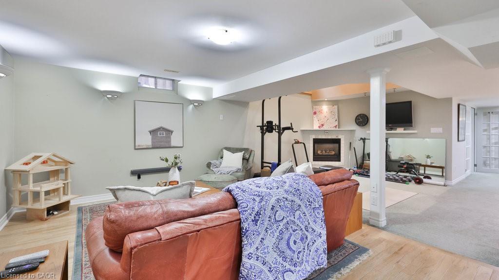 5570 Mcfarren Boulevard, Mississauga, ON - Indoor With Fireplace