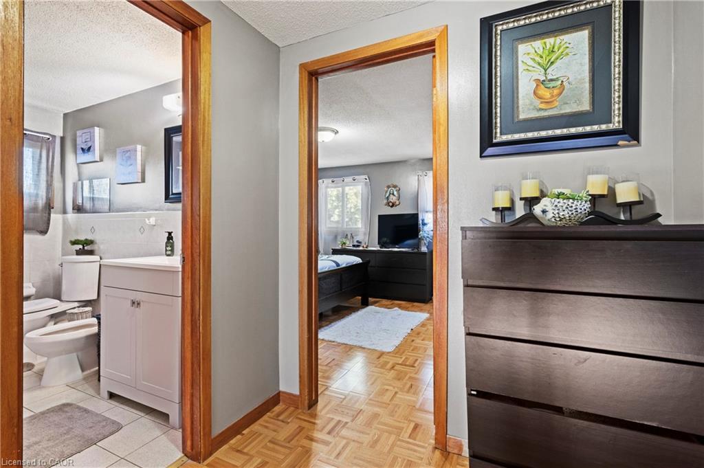 135 West Avenue N, Hamilton, ON - Indoor Photo Showing Other Room