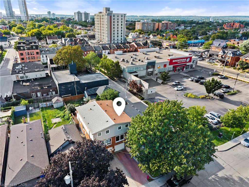 135 West Avenue N, Hamilton, ON - Outdoor With View