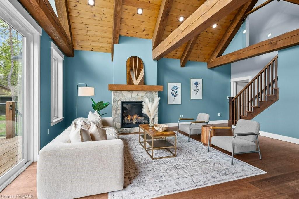 1040 Clyde Road, Cambridge, ON - Indoor Photo Showing Living Room With Fireplace