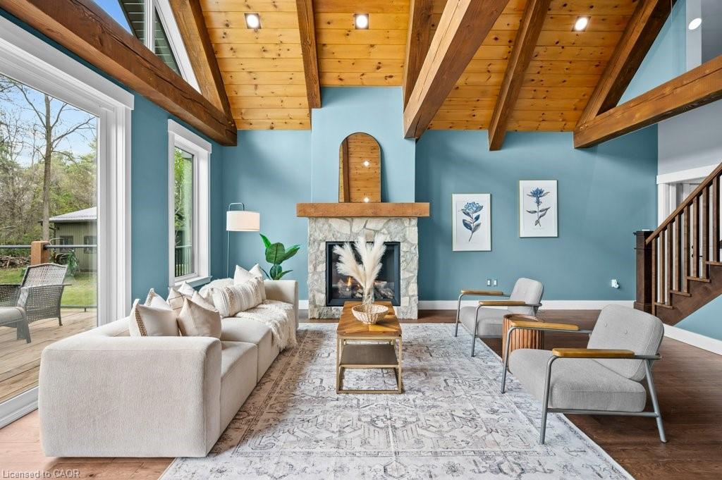 1040 Clyde Road, Cambridge, ON - Indoor Photo Showing Living Room With Fireplace